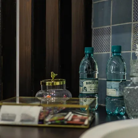 The Queen's Den - Nicolae Balcescu Appartement Braşov